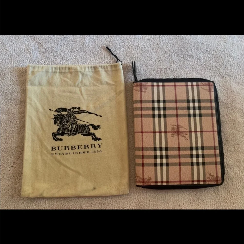 Burberry Haymarket Check IPad Case